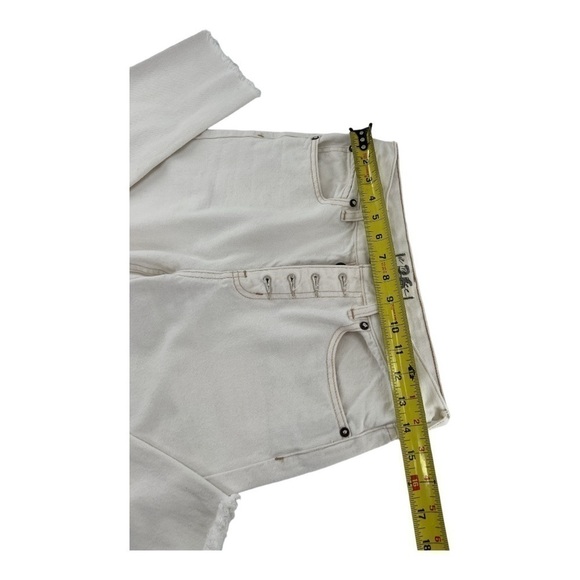 FREE PEOPLE Women's Ivory Button Fly Raw Hem Slim Jeans Size 26 - Picture 7 of 13